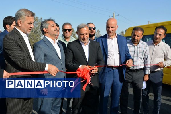 بهارستان روی ریل پیشرفت، افتتاح چندین طرح خدماتی و عمرانی