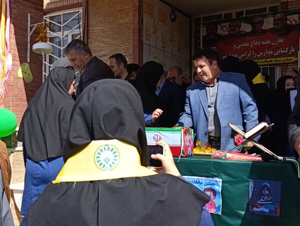 جشن عاطفه‌ها در ملکان؛ مهربانی به وقت مدرسه