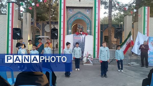 مراسم غبارروبی لاله زار شهرستان نیشابور به مناسبت گرامیداشت هفته معلم 