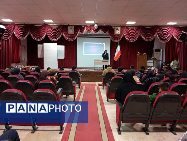 برگزاری جلسه آموزشی دانش‌آموز خبرنگاران پانا در منطقه پردیس