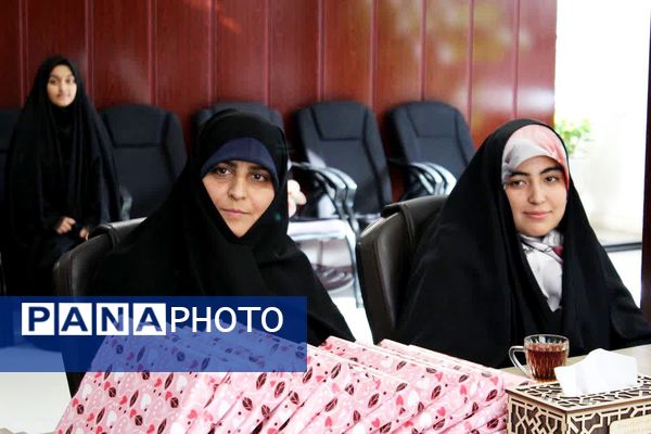 تقدیر از برگزیدگان طرح آموزش فن بیان، اجرا و سخنوری در شهرستان طرقبه شاندیز