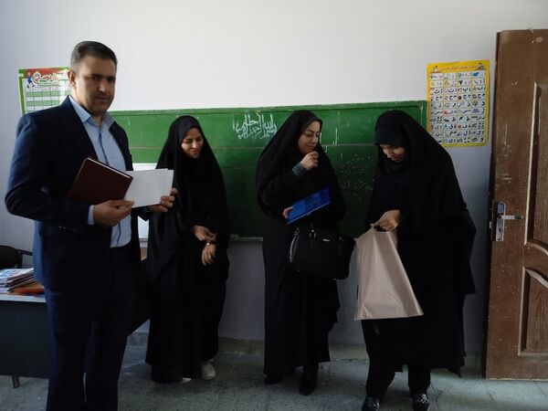بازدید مسئولان آموزش و پرورش استان یزد از واحدهای آموزشی خاتم 