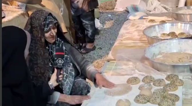 طبخ 313 نوع نان در تنورخانه ایرانی همزمان با جشن نیمه شعبان