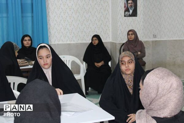  پاتوق دختران نوجوان مبارز شهرستان سملقان فضایی پر از عشق و دوستی و آگاهی