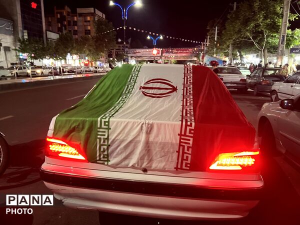 تجمع و راهپیمایی پرشور مردم ساوجبلاغ 