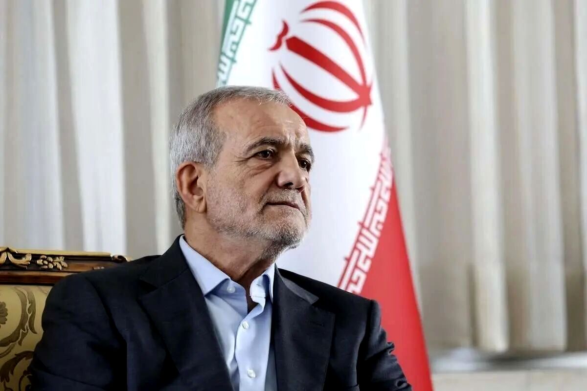 بازدید رییس جمهور از ساختمان خبر صدا و سیما/ صدای حقیقت خاموش شدنی نیست