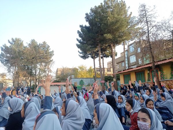 سوگواری شهادت حضرت فاطمه (س) در دبستان علی دهقانیان ۲ تبادکان