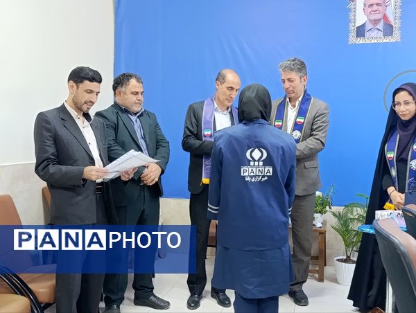 نشست مدیر آموزش و پرورش فاروج با دانش‌آموز خبرنگاران پانا