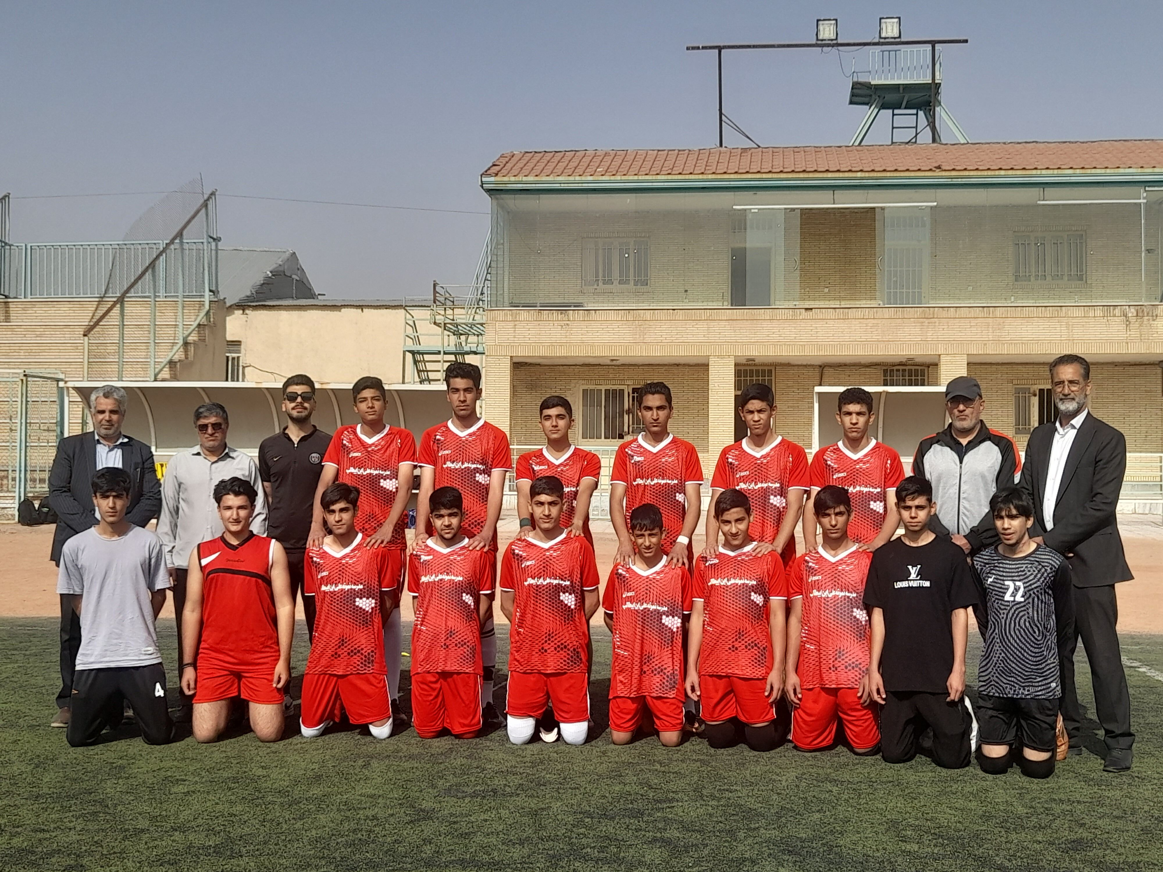 مسابقات فوتبال مدارس متوسطه دوم در رفسنجان