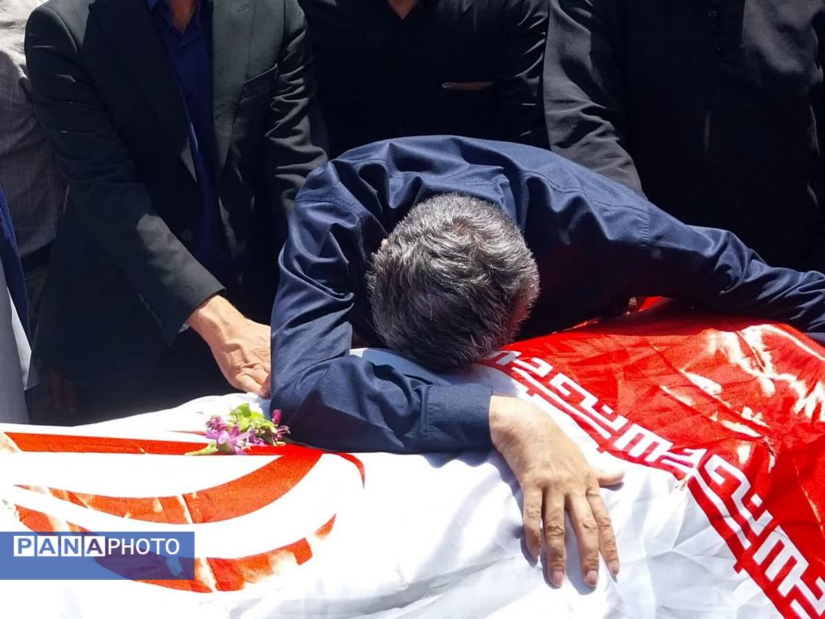 تشییع پیکر مطهر شهیده مریم قنبریان شهید جنایت رژیم صهیونیستی در آستان مقدس حضرات سیدالکریمان