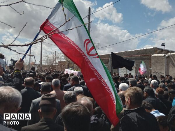 مراسم تشیع پیکر مطهر شهید علی اکبر خوافی در میان‌جلگه روستای سالاری 