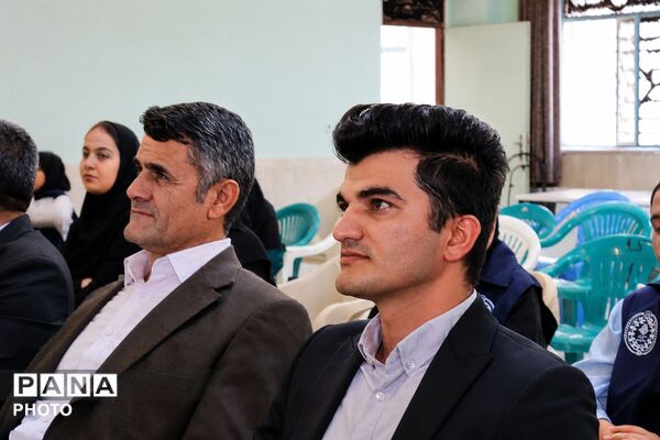 آغاز فصل‌تازه‌ی «خبرنگاریِ دانش‌آموزی» در لردگان با افتتاح  دفتر خبرگزاری پانا