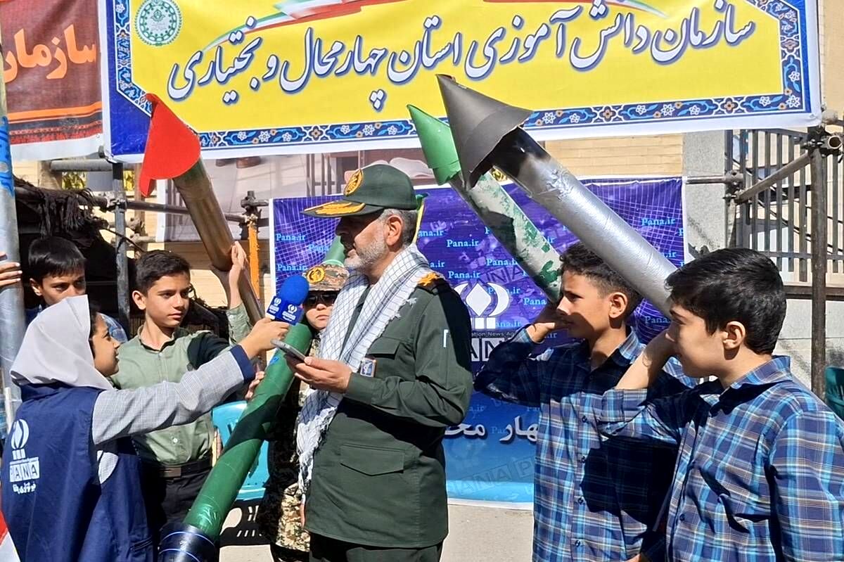 انقلاب اسلامی، تجلی اراده الهی و پایداری مردمی است