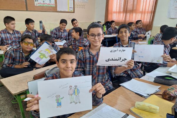 آموزش مهارت جراتمندی توسط دانش‌آموز خبرنگار پانا همگام با معلم