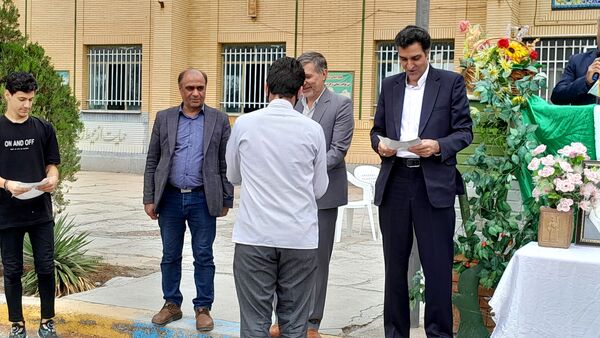 برگزاری جشن  روز معلم در هنرستان شهید دیواندری سبزوار