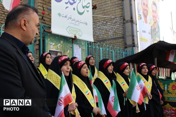 حماسه سرخ دانش‌آموزان بختیاری؛ پیمان دوباره در مصلی شهرکرد 