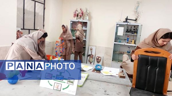 مشارکت فعال دبیرستان نمونه‌‌دولتی آسیه در همایش پژوهش‌‌سرای دانش‌‌آموزی