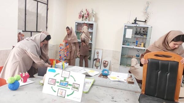 مشارکت فعال دبیرستان نمونه‌‌دولتی آسیه در همایش پژوهش‌‌سرای دانش‌‌آموزی