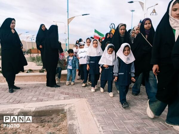 سرود ایثار زنان مروست در میدان عشق و وطن