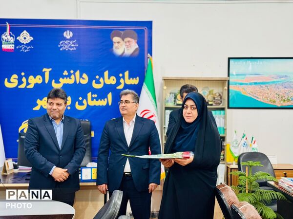 بازدید مدیرکل آموزش و پرورش استان به‌مناسبت سالروز تاسیس سازمان دانش‌آموزی