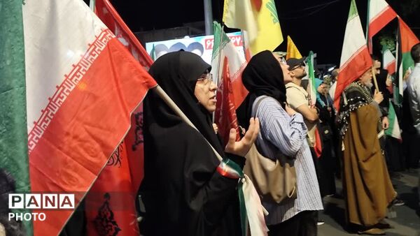 جانفدایان دهه نودی در تجمعات «ایران کوچک»