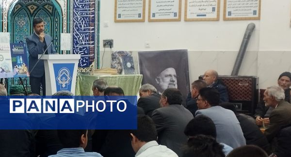 جلسه قرآنی در خلیل‌آباد 