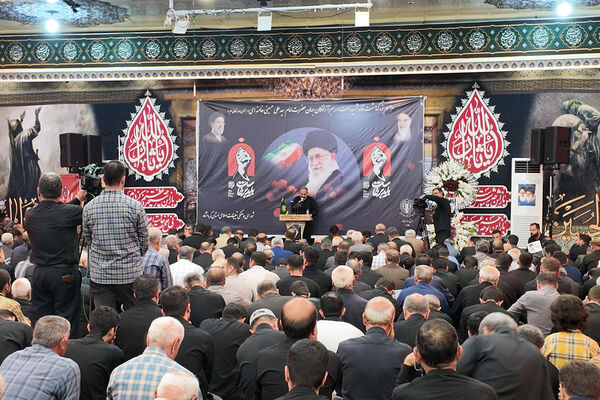 کرمانشاه هم‌نوا با ایران، رهبر شهید انقلاب را بدرقه کرد