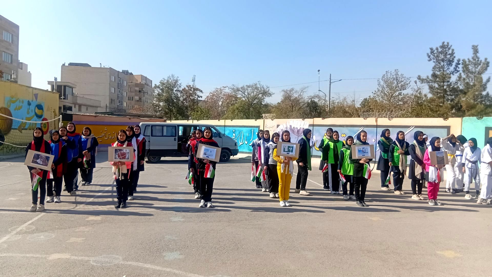 المپیاد ورزشی درون مدرسه‌ای در دبیرستان عطیه