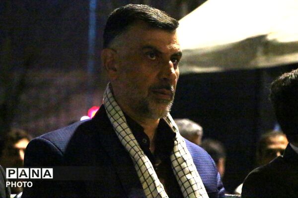 بیعت اصحاب فرهنگ و هنر یزد با رهبر جدید انقلاب 