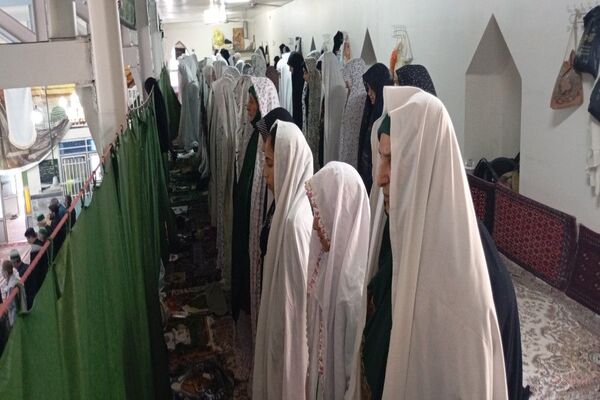 اقامه نماز جمعه در دهه اول ماه محرم در مسجد جامع شهر بار 