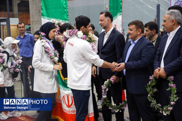 آیین استقبال از کاروان ورزشی دانش‌آموزی امید ایران از رقابت‌های ژیمنازیاد صربستان