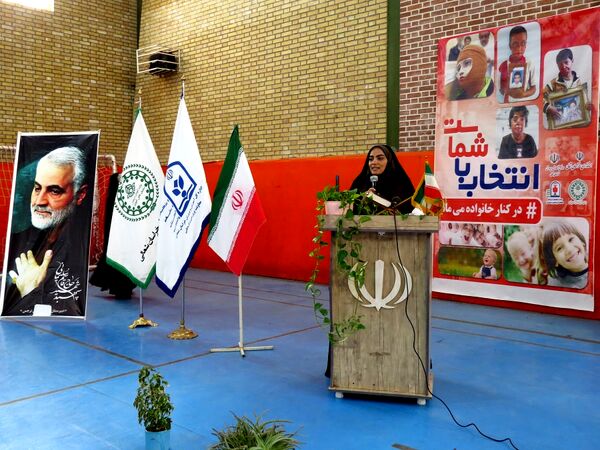 همایش پیشگیری از آسیب‌های چهارشنبه سوری در دبیرستان نرجس بجنورد