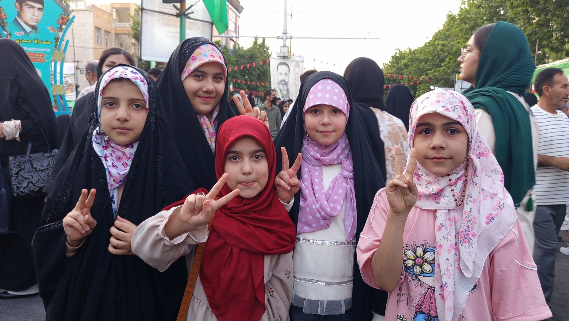 جشن غدیر در جایگاه بعثت خیابان انقلاب خرم‌ آباد