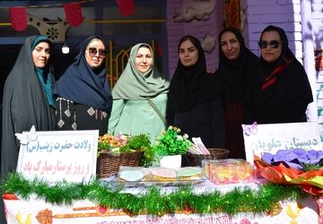 جشن میلاد حضرت زینب(س) و روز پرستار در دبستان علویان بهارستان‌دو