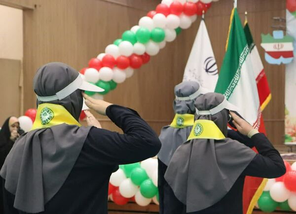 آیین استانی نواختن زنگ انقلاب استان خراسان رضوی در ناحیه ۵ مشهد