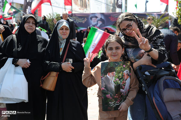 چهلمین روز شهادت رهبر شهید انقلاب اسلامی - تهران