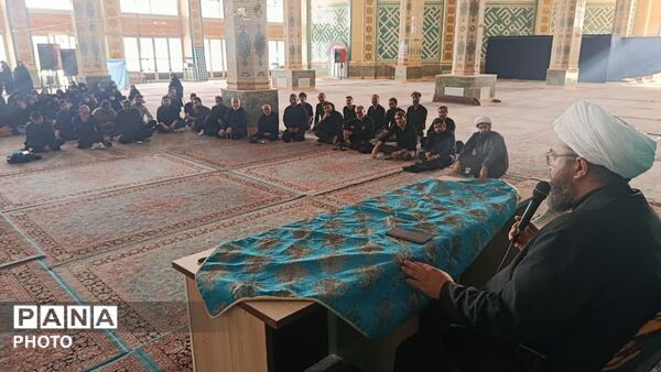 جلسه توجیهی خادمان مسجد جمکران در آستانه تشییع پیکر آقای شهید ایران