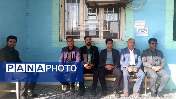 انتخابات شورای دانش‌آموزی در دبستان کوثر دیشموک