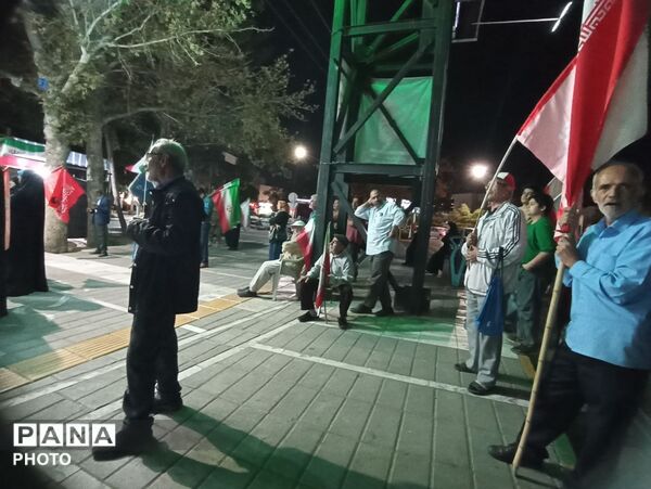 حضور پرشور ملت عظیم الشان ایران در دویست ویازدهمین شب ازتجمعات مردمی 