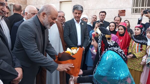 افتتاح مدرسه ۱۸ کلاسه دخترانه دوره اول و دوم ابتدایی در شهرستان ساوه