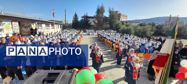 آیین نواختن « گلبانگ انقلاب » در مدرسه 22 بهمن دلند