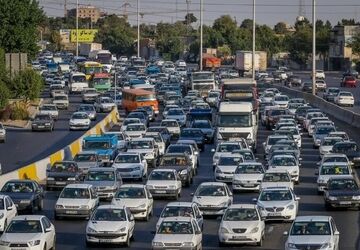  ترافیک سنگین در معابر و بزرگراه‌های تهران