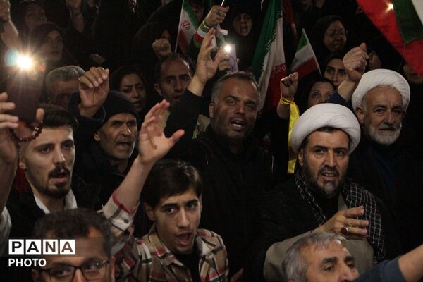 موج سی‌وهشتم اجتماع مردمی در اسلامشهر، طنین‌ساز حضور پرشور شهروندان 