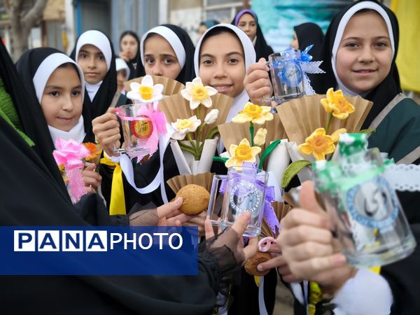 اجرای گروه سرود"هیئت دختران طوبی"در موکب های سطح شهرستان بام و صفی آباد 
