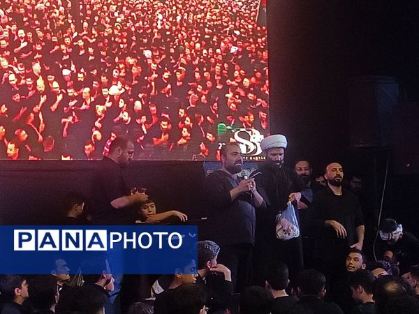 مراسم شب عاشورا در هیئت محبان ابوالفضل نیشابور 