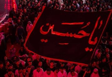 حضور پرشور فرهنگیان، دانش‌آموزان و اولیا در سوگواره عاشورایی اداره کل آموزش و پرورش فارس