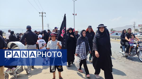 حضور پر شور عزاداران و شهروندان اراکی در پیاده‌روی جاماندگان اربعین 