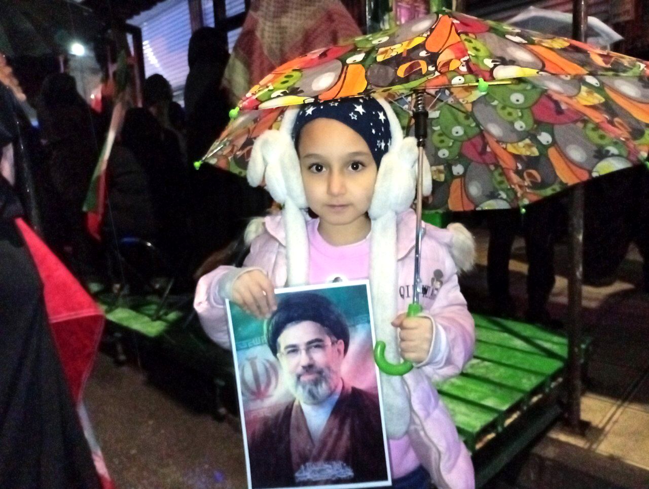 حضور پررنگ کودکان و نوجوان در تجمعات شبانه 