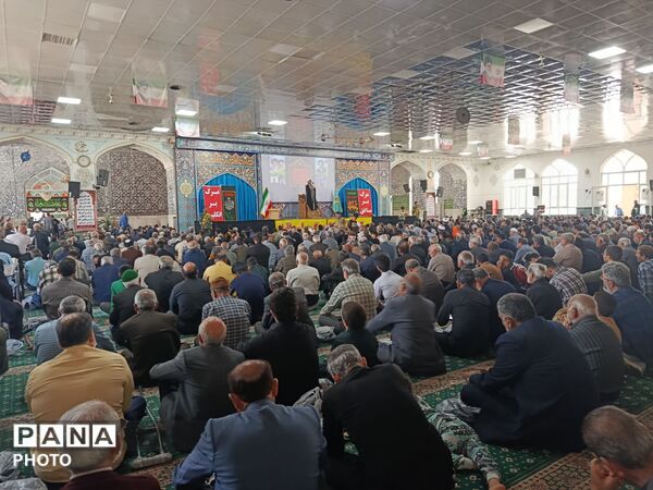  نماز جمعه  در شهرستان کاشمر