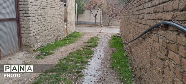 بارش باران بهاری در شهر بار